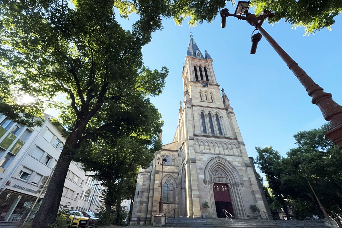 Actes de vandalisme à l’église Saint-Etienne : la Ville condamne