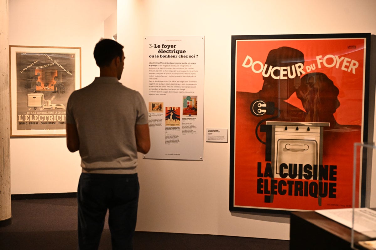 [DIAPORAMA] Musée Electropolis : 150 ans d’affiches publicitaires, en 12 images  