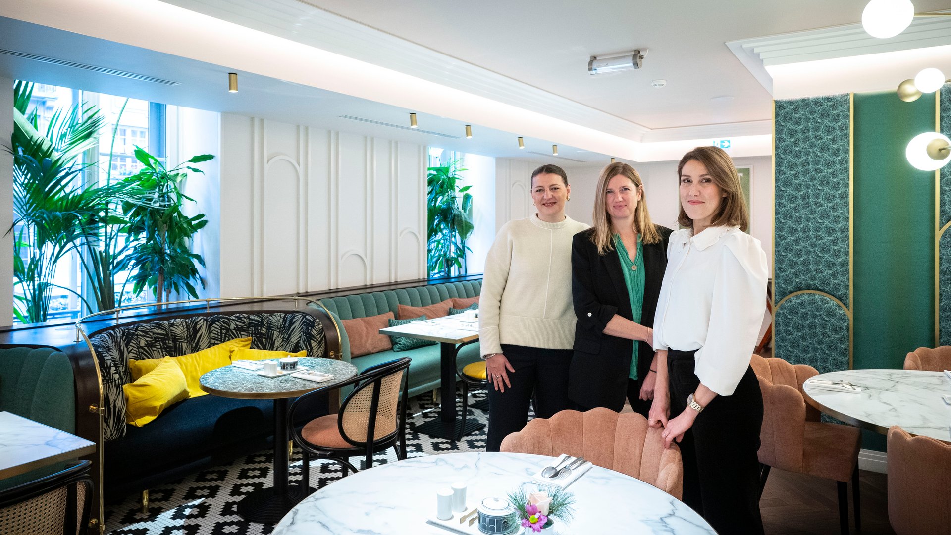 HÔTEL MAISON ROUGE : Le rouge et le vert !