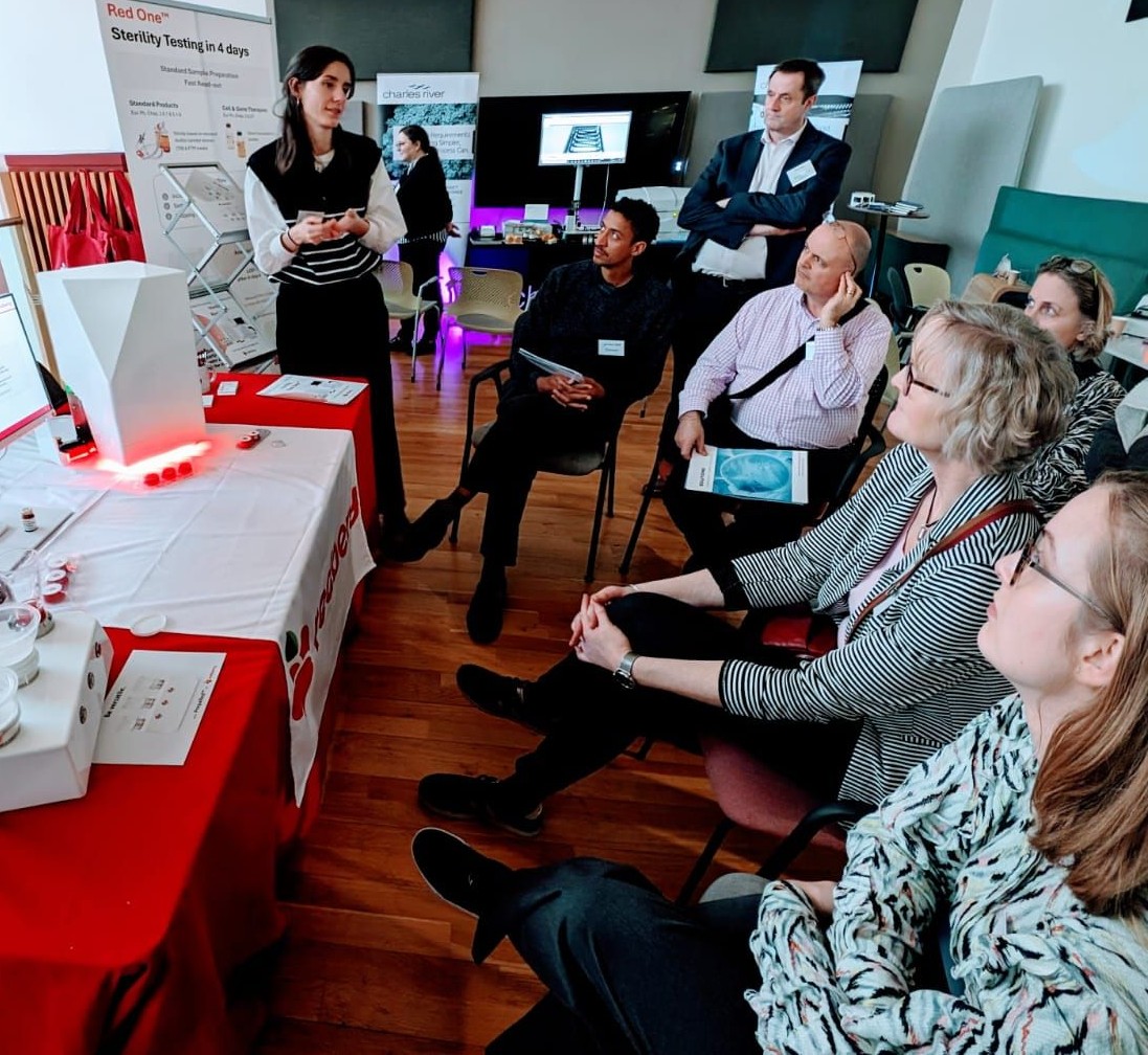 Redberry : Objectif monde pour l'expert en microbiologie