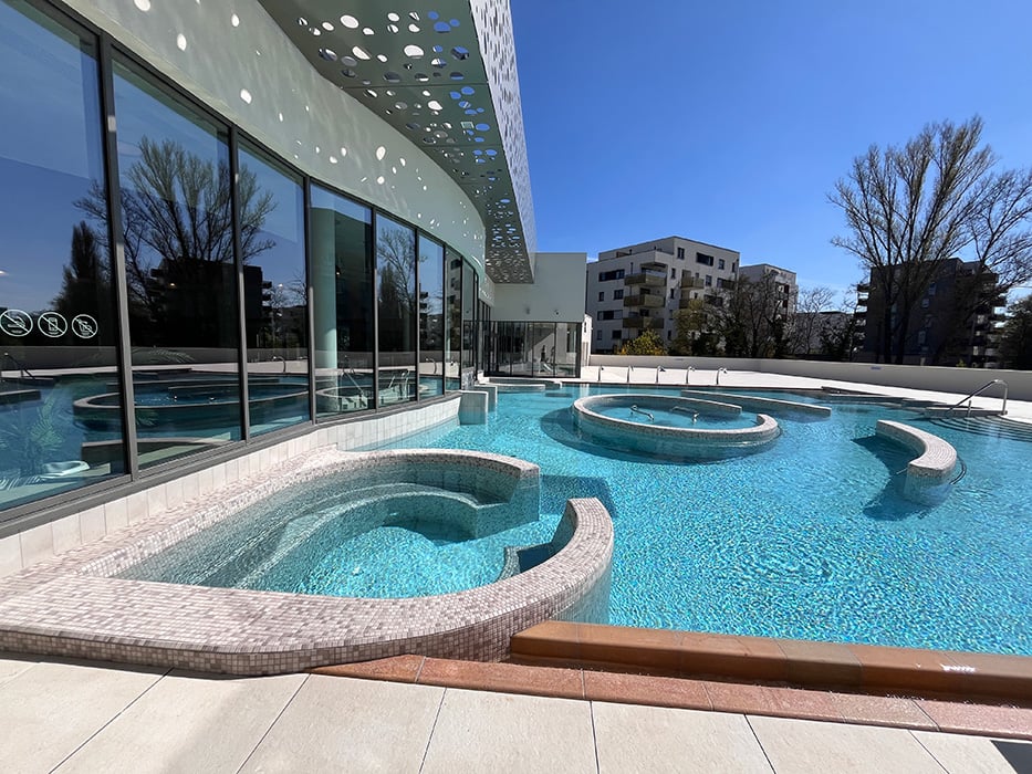 Calicéo : un temple aquatique à portée de ville