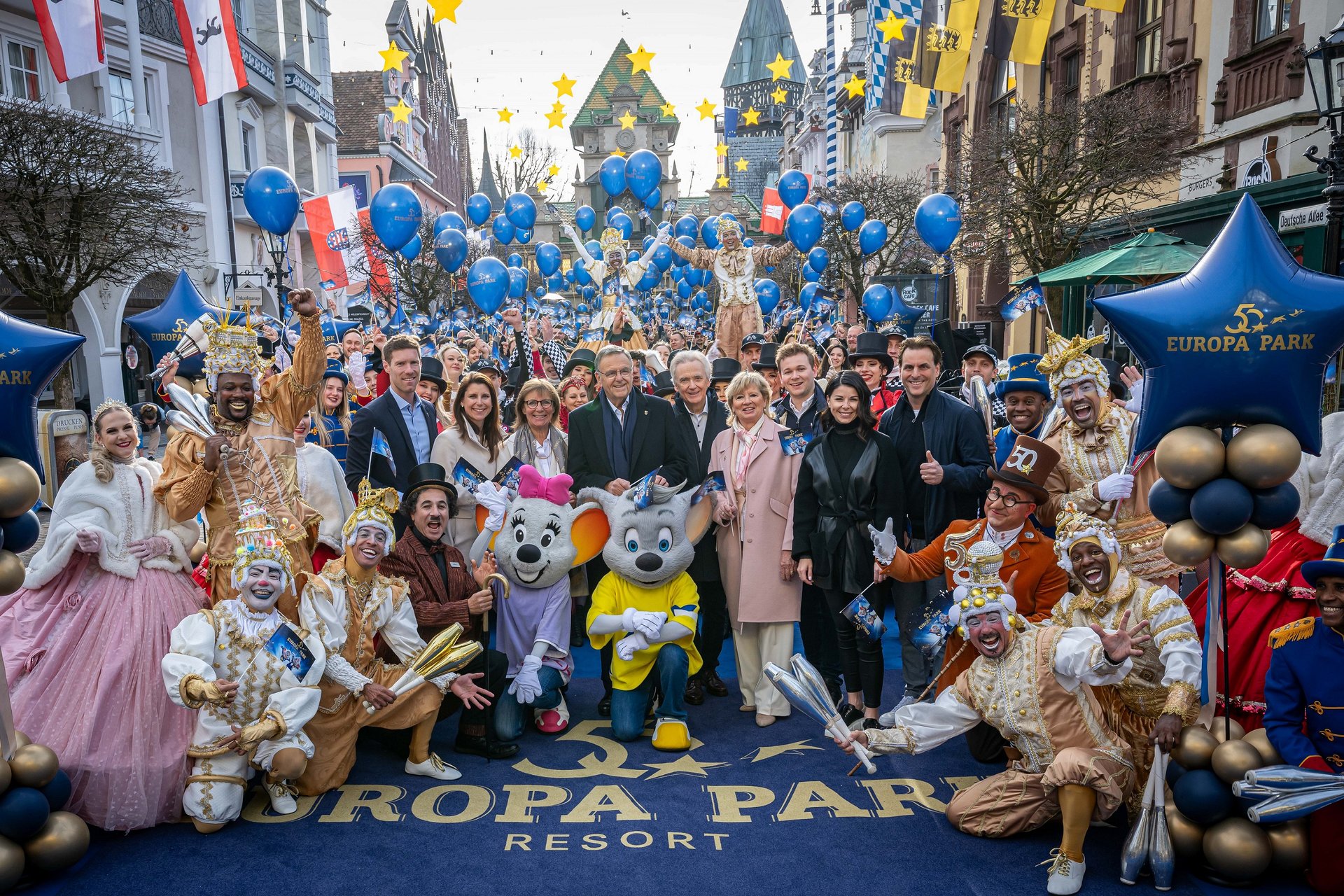 Europa-Park célèbre ses 50 ans et renforce sa marque avec SUPER GRAND PRIX au cinéma le 8 octobre