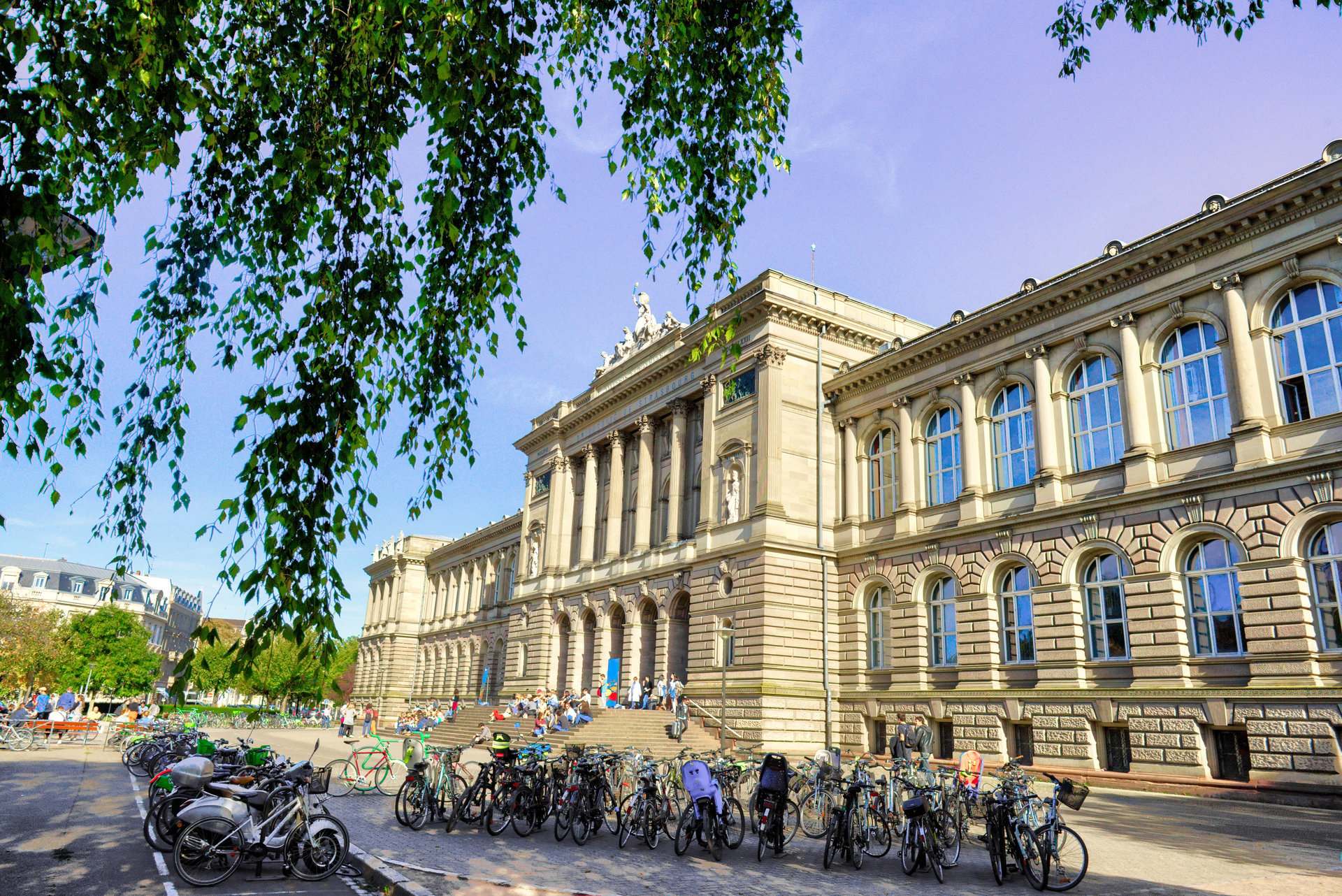 TRANSFERTS DE TECHNOLOGIE TRANSFRONTALIERS : Les universités et le monde économique poussent à l'innovation