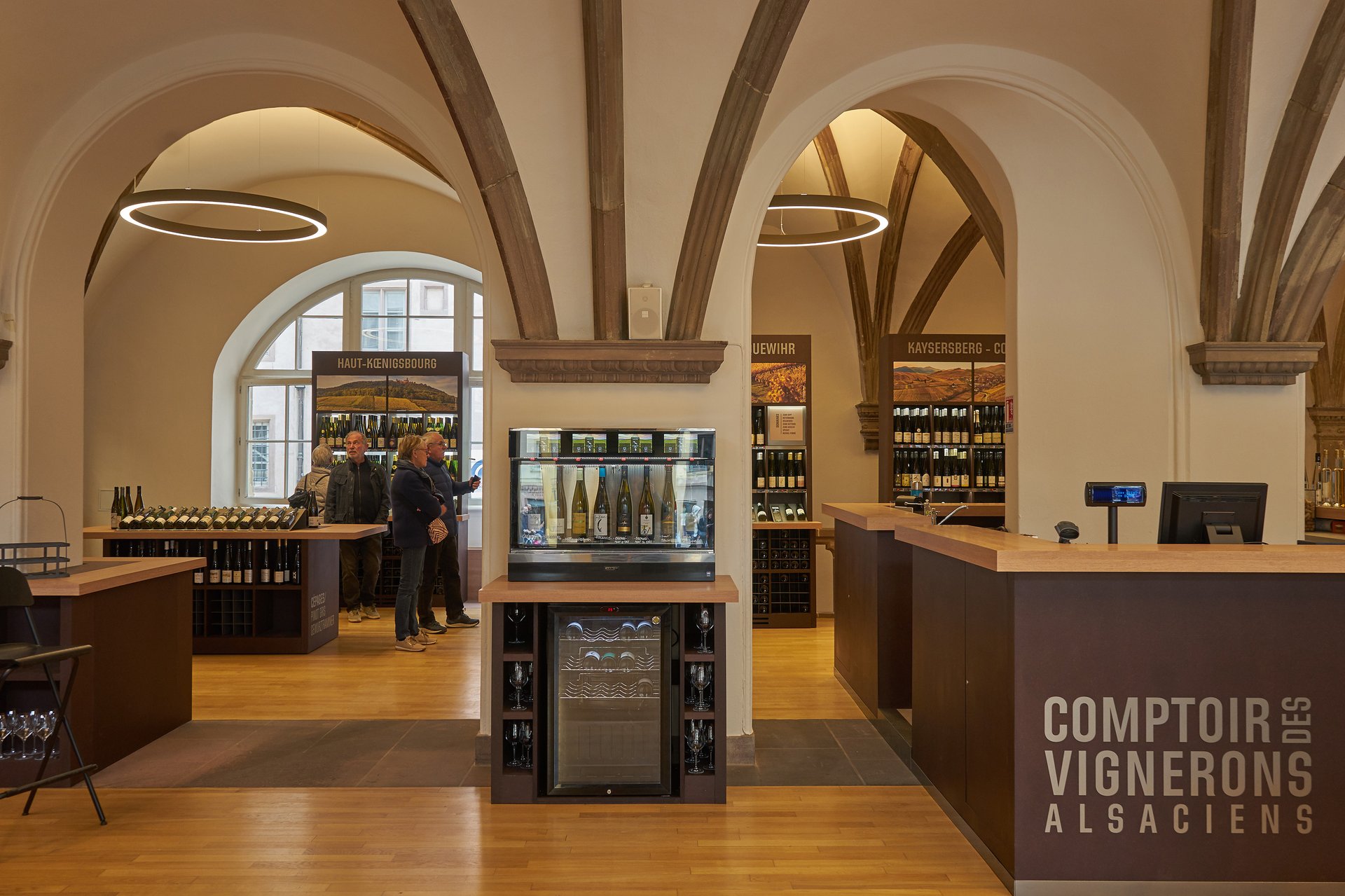 LE COMPTOIR DES VIGNERONS ALSACIENS : Le vignoble alsacien s’implante à Strasbourg