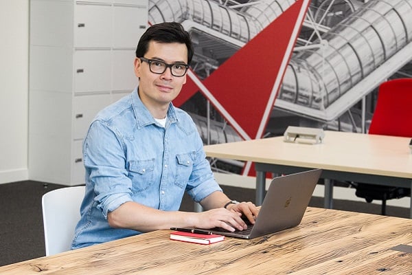 Start-up : Oracle affine sa stratégie au niveau mondial