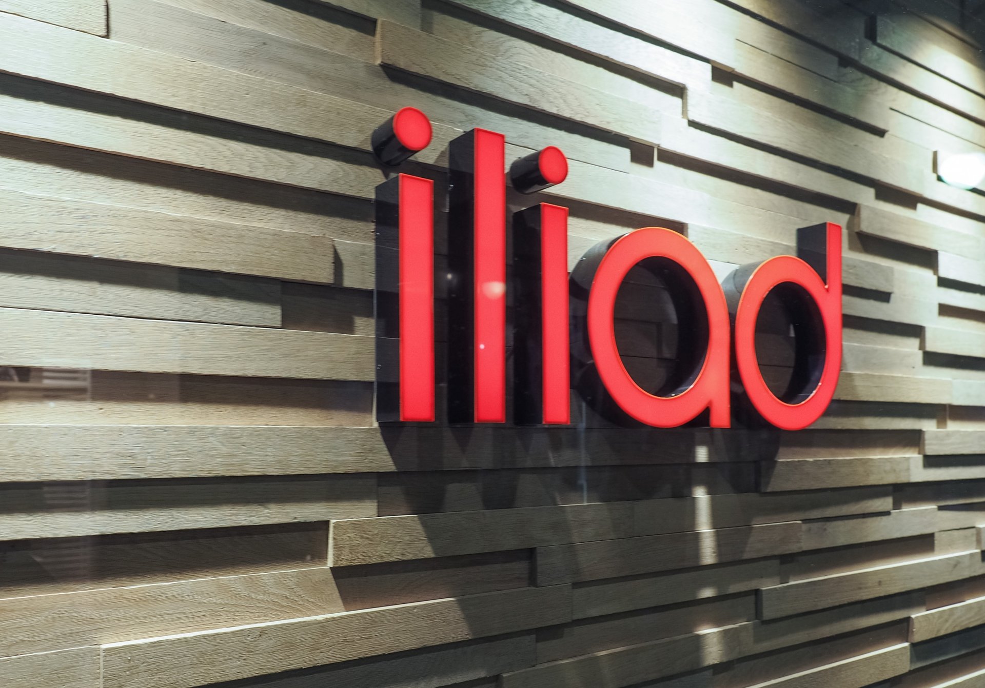 Iliad s’allie avec le fonds Infravia pour accélérer sur les datacenters