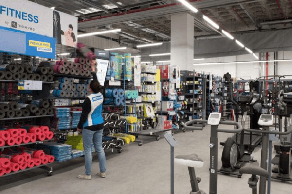 Decathlon confie à l’IA le planning des vendeurs