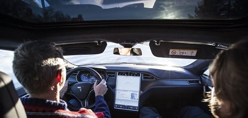 Véhicules autonomes -  le conducteur, toujours maître à bord ?