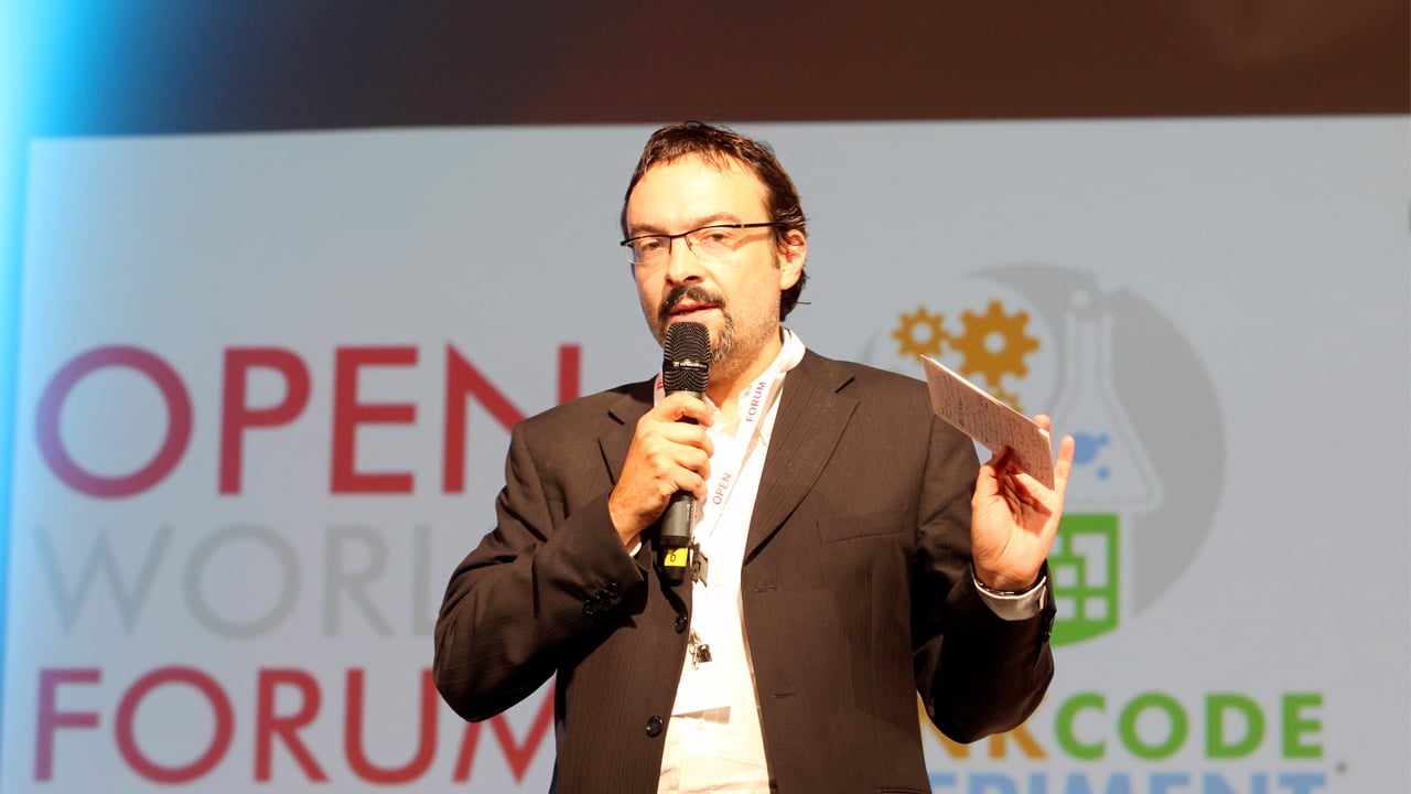 Open Source : “Il faut une volonté politique claire. L’État doit donner l’exemple”