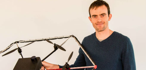 Donecle inspecte les avions avec des drones