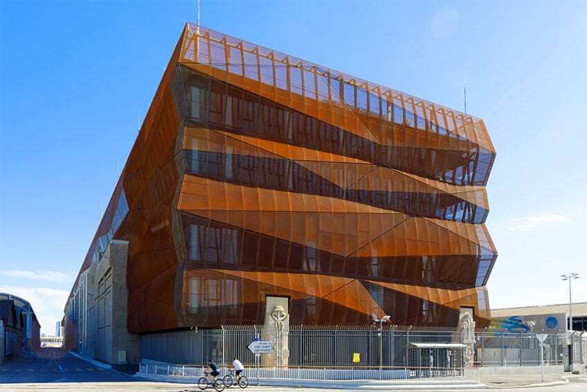 base-u-boot-martha-sous-marins-data-center-interxion-marseille-17-848x566