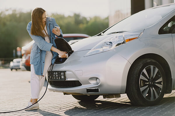 Park’n Plug : le spécialiste des bornes de recharge pour parking