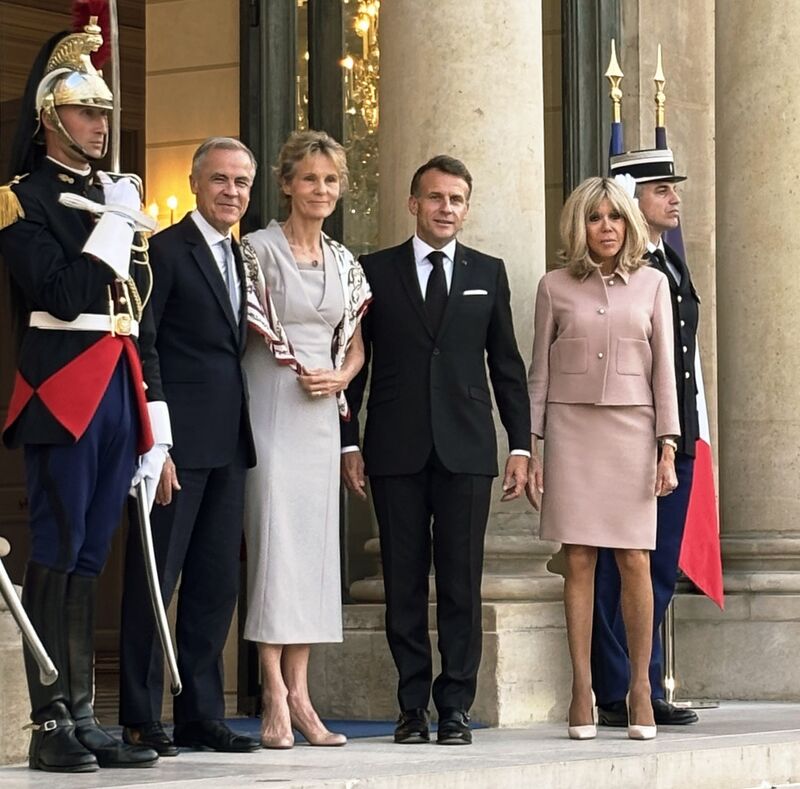 Visite officielle du premier ministre du Canada Mark Carney en France